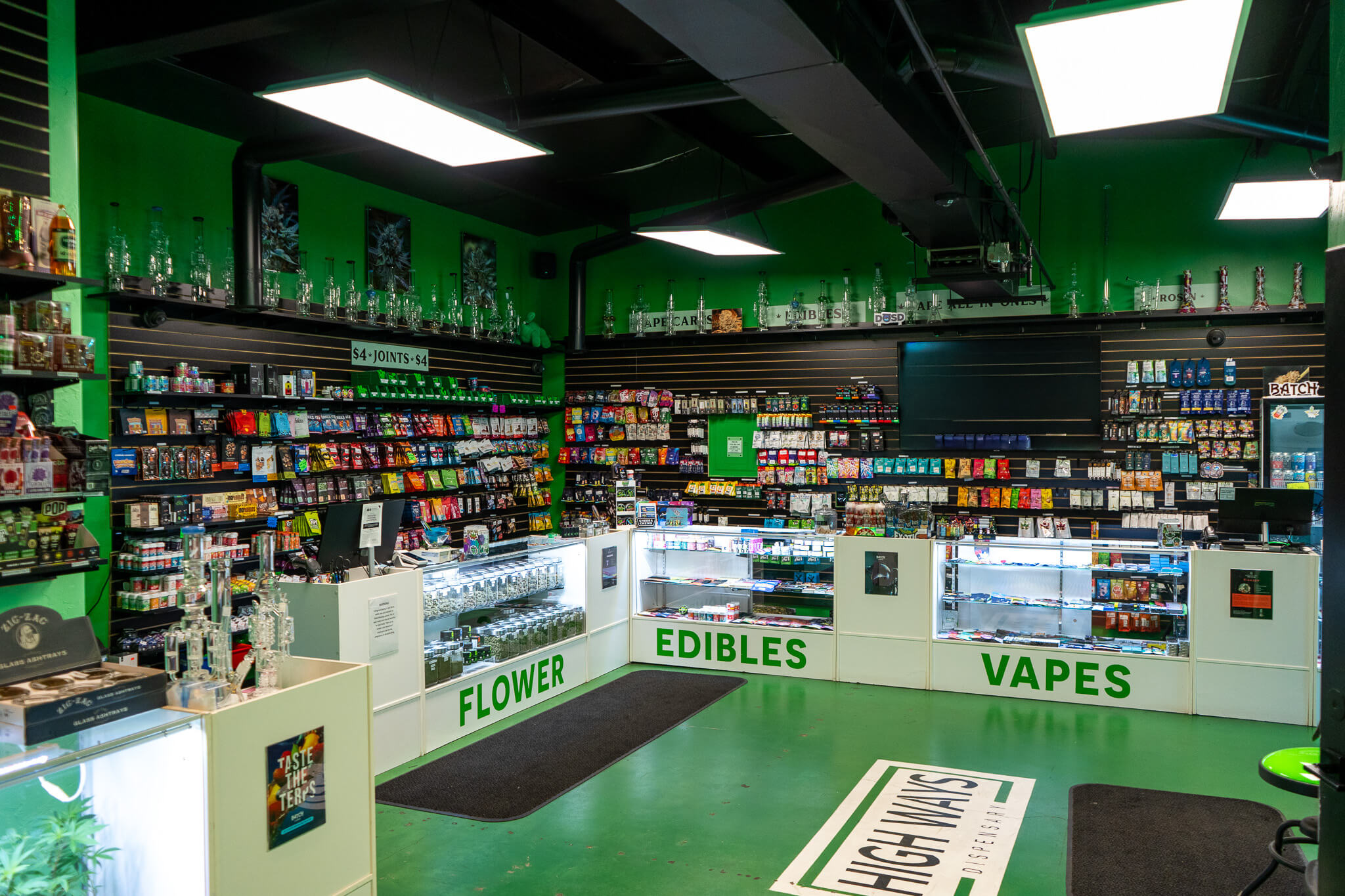 DSC00736 High Ways Dispensary Craig Colorado Cannabis Dispensary Rec Dispensary Weed Dispensary Marijuana Dispensary Dispensary Near Me Edibles Vapes Flower Concentrates Blog Products Edibles Gummies Cannabis Chocolates Weed Gummies Weed Chocolates weed drinks